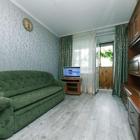 Cosy Central Apartment Киев Екстериор снимка